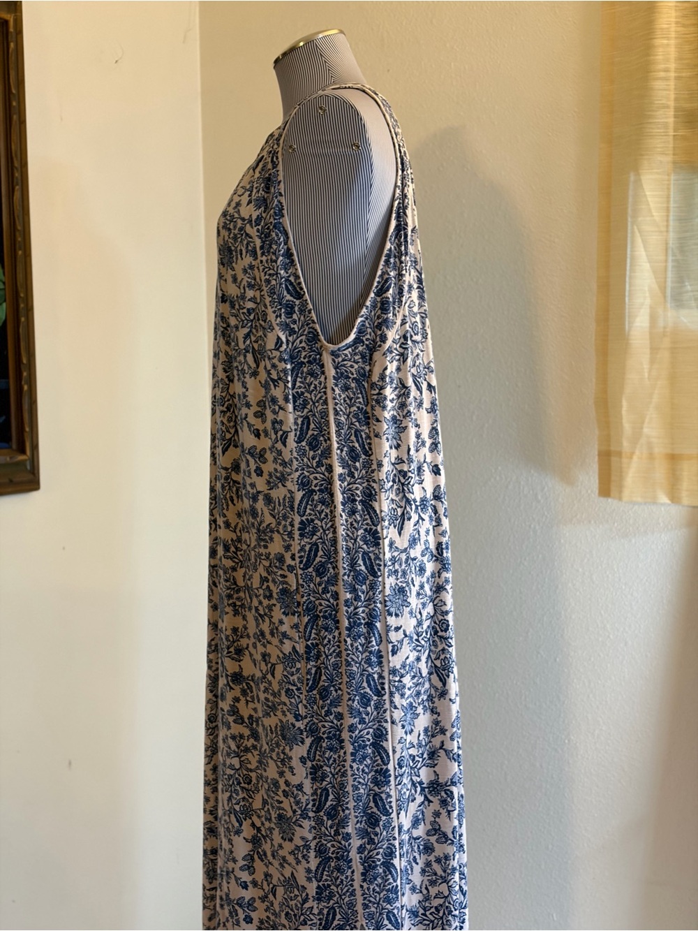 J. Jill Navy Floral Print on Blush V-Neck Top - Picture 7 of 9